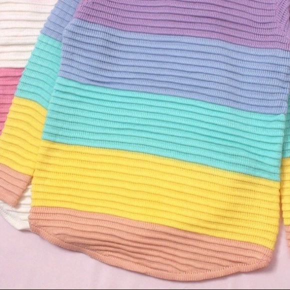 🌈Rainbow Pastel Pullover🧸✨ - Picture 4 of 6